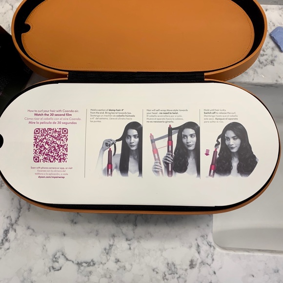 New Dyson Airwrap Complete - Picture 7 of 10